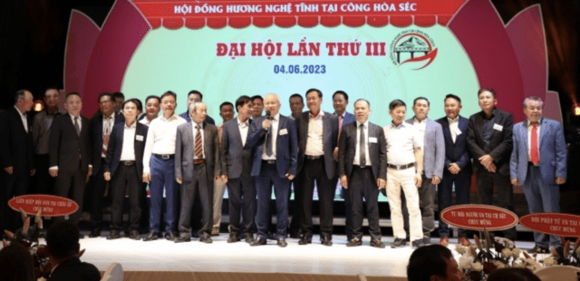 Ảnh màn hình 2023-06-11 lúc 20.32.53