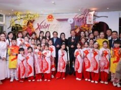 Thủ tướng Phạm Minh Chính thăm Cộng đồng người Việt tại Séc trong không khí Xuân Quê hương 2025