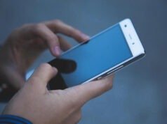 Từ 1/7: Người dùng EU phải cài ứng dụng xác minh tuổi mới có thể truy cập YouTube và Facebook