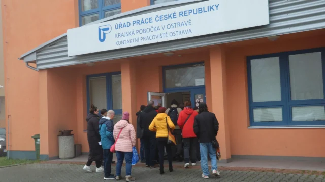 superdavka-urad-prace-socialni-davky-socialni