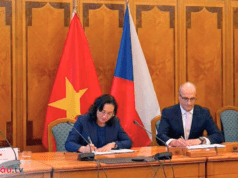 Việt Nam tiếp tục mở rộng hợp tác thương mại và lao động với Séc và Slovakia