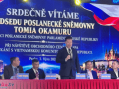 Đảng SPD cứng rắn về nhập cư, vì sao Ông Tomio Okamura lại đến SAPA trước bầu cử?